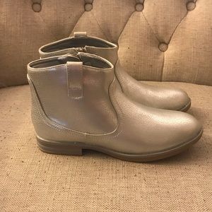 Kenneth Cole Reaction Girls Boots Silver